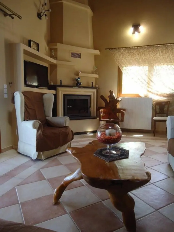 Traditional Villa Gardenia in Skiathos