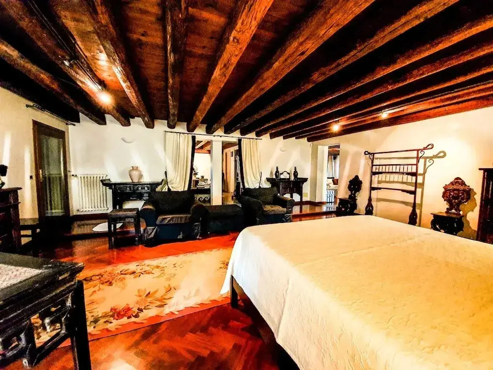 Villa Foscolo  Luxury Rooms & Apartments