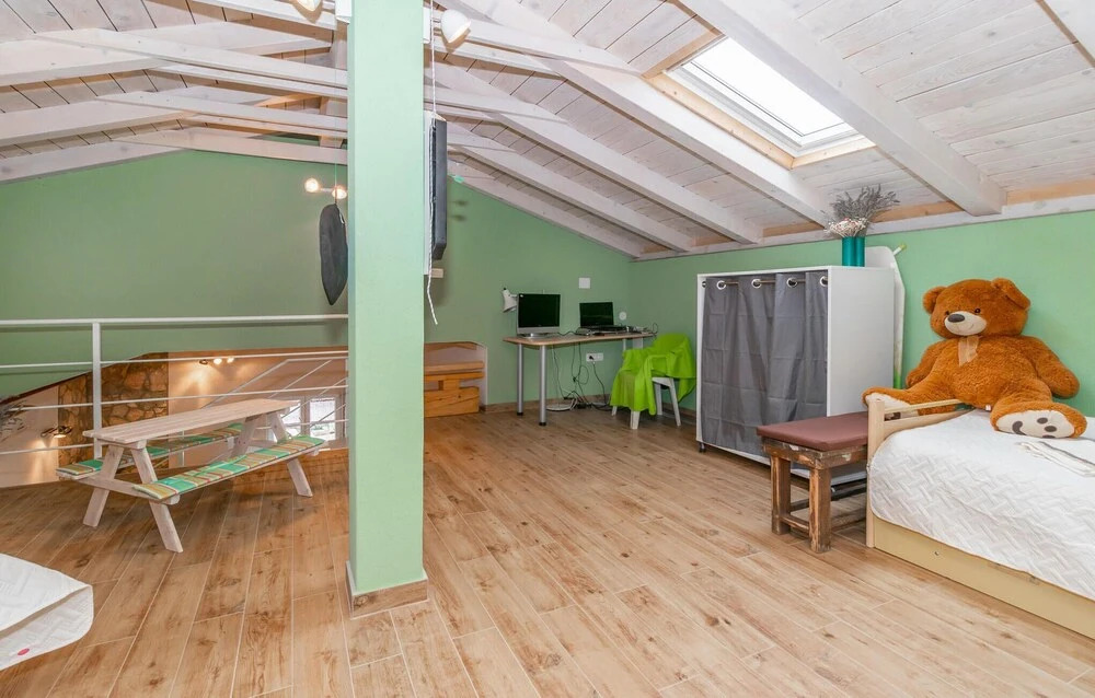 Amazing Home In Klenovica