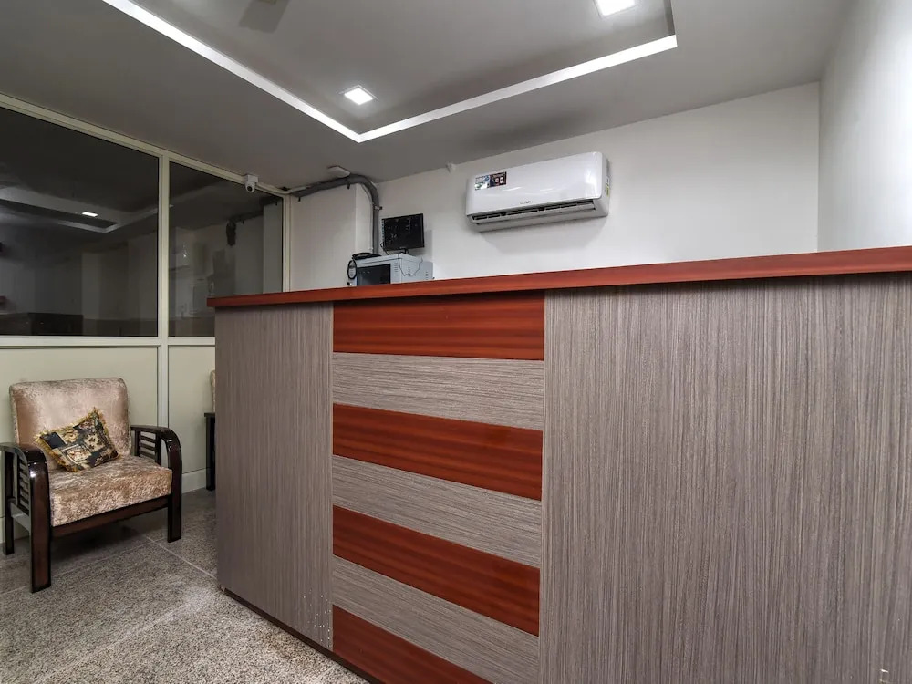 OYO Flagship 18303 Sector 24 Rohini