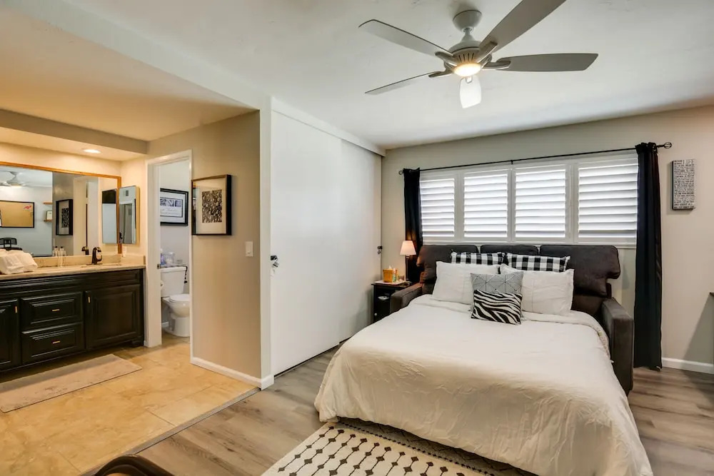 Beautiful San Diego Retreat w/ Community Pool!