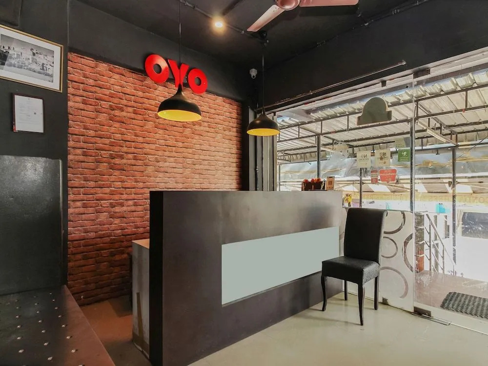 OYO 28743 Golconda Inn