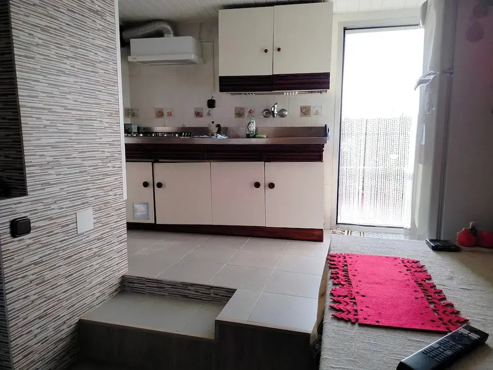 2 Bed Flat - Sleeps 4 - Parking - Wifi