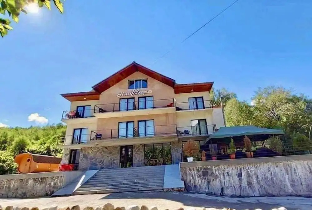Hotel Mestia Inn