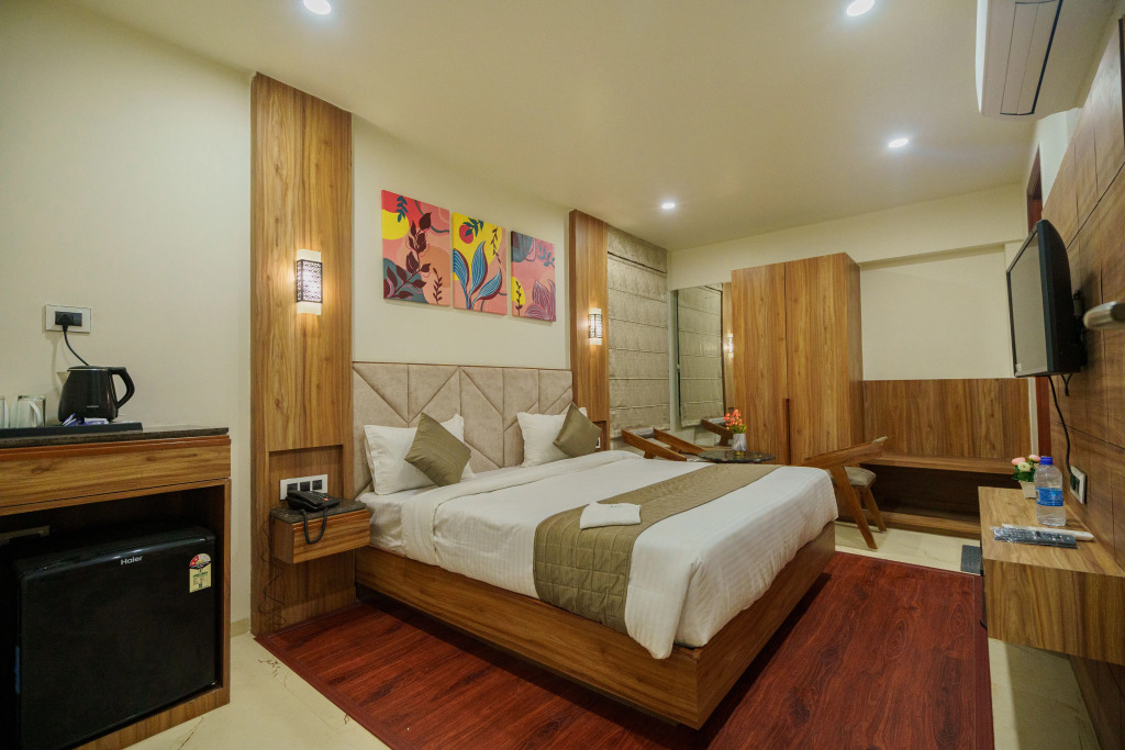 Hotel Emerald