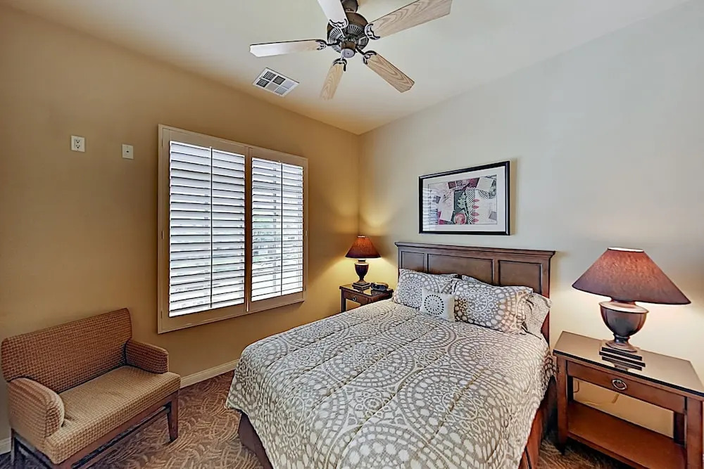 2-unit Legacy S Hideaway W/ Pools & Hot Tubs 3 Bedroom Condo