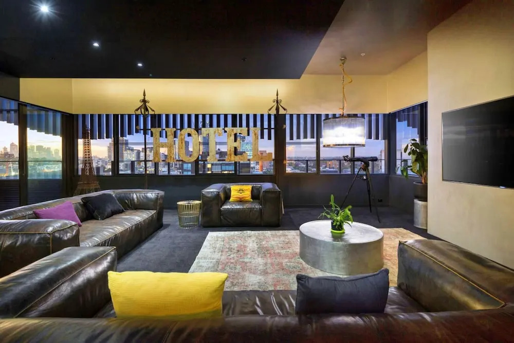 The Birdcage Luxury 4BDR Penthouse