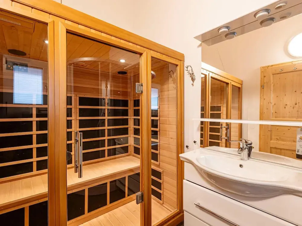 Spacious Apartment Near ski Area