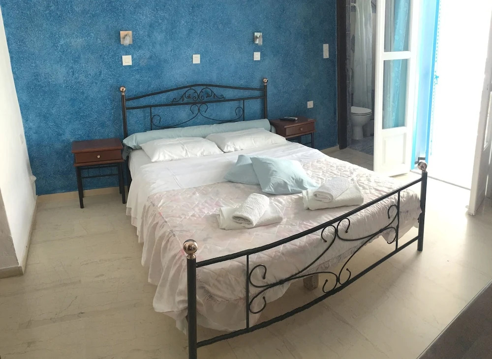 Villa Pelekanos