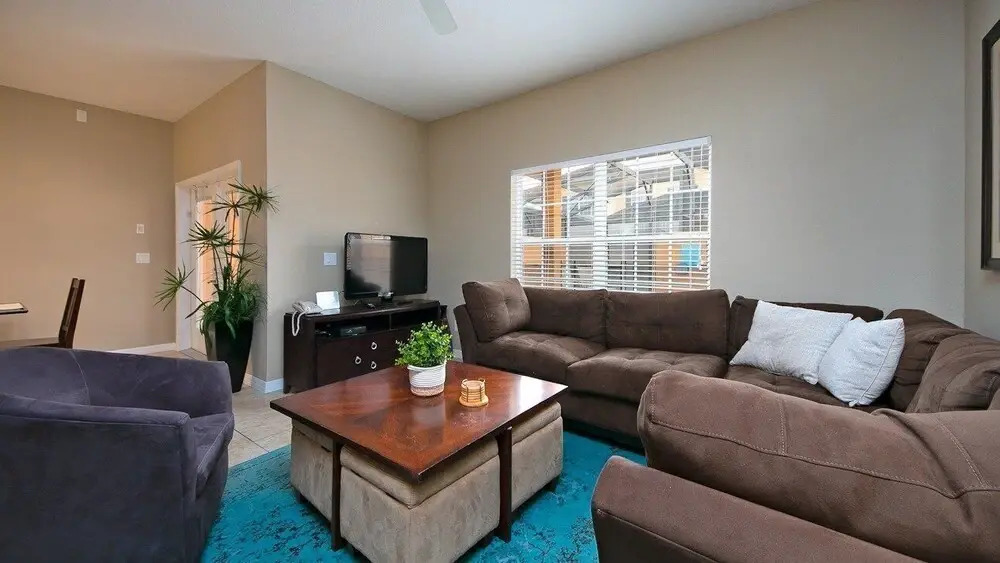 4BR Paradise Palms Townhome 8970 by OVRH