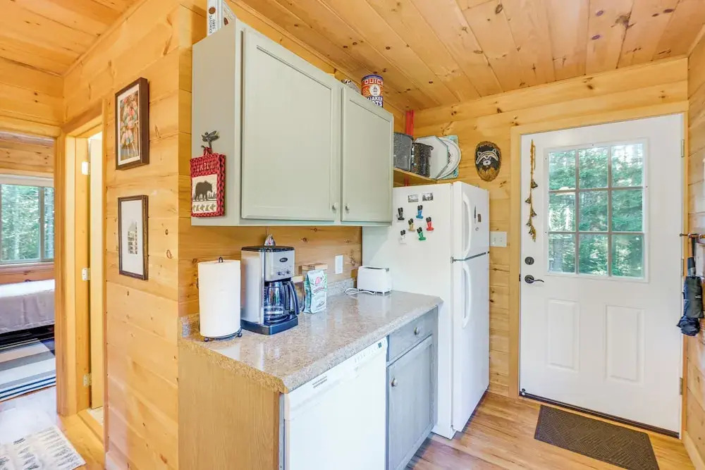 Cozy Acadia Area Cabin, Walk to Beach & Lighthouse