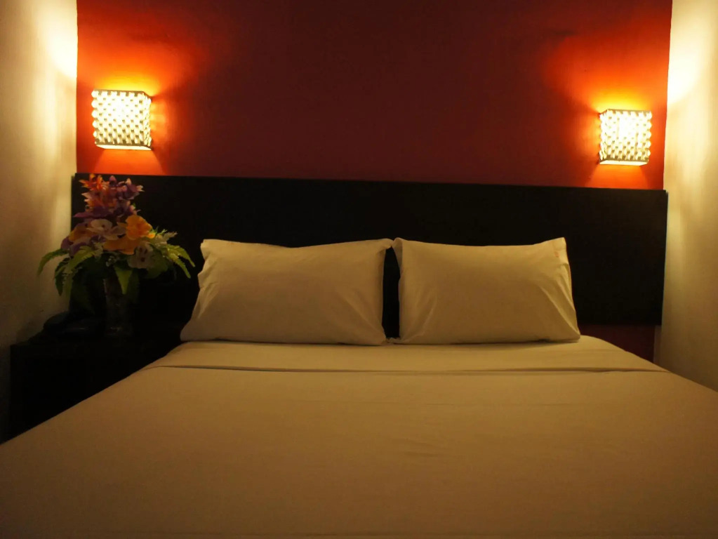 Meldrum Hotel