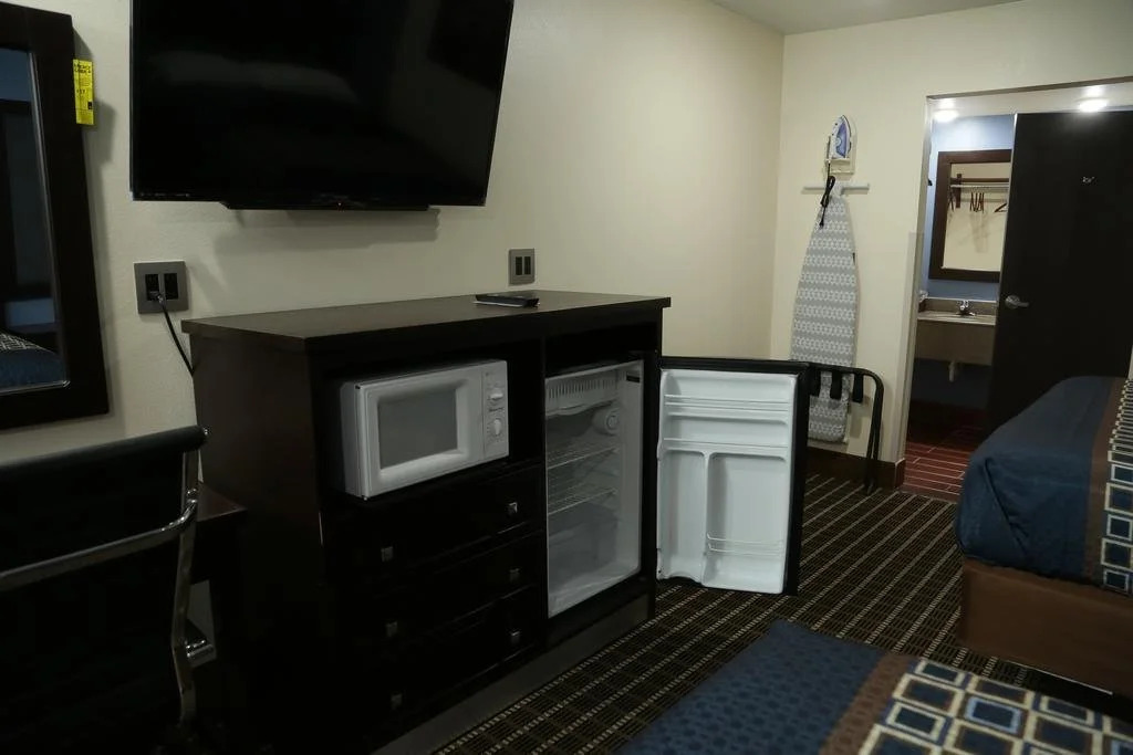 Theroff's Motel