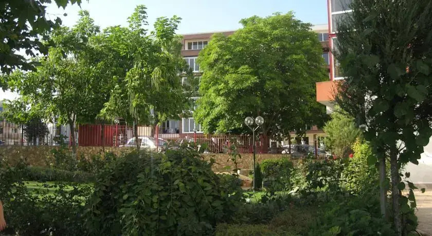 Riviera Studio