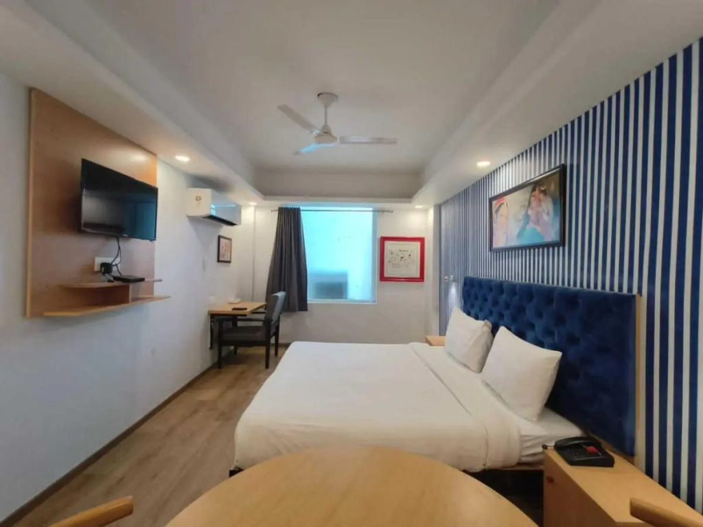 Townhouse Aerosky Grand Near Dwarka Sector 21 Metro Station