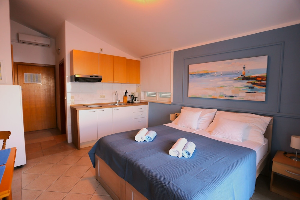 Apartments Jure