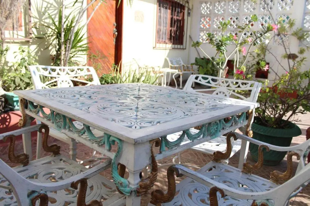 Cancun Guest House 6
