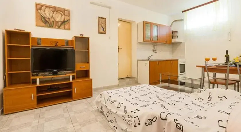 Apartment Romantic