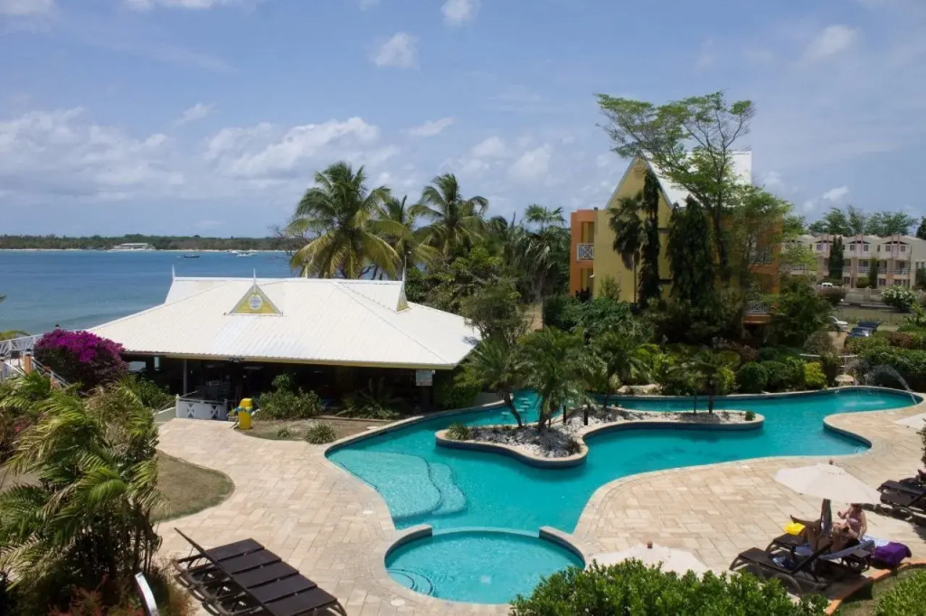 Tropical Beach Hotel