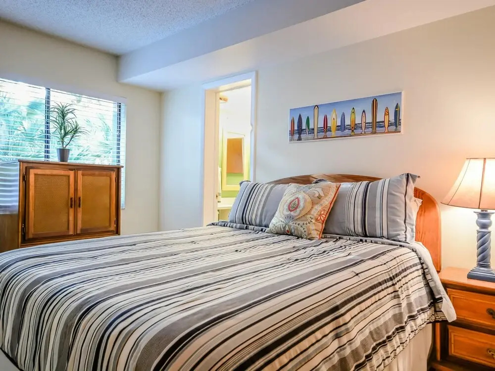 Sc162 Beautifully Updated 3 2 Corner Close to Pool Beach Access