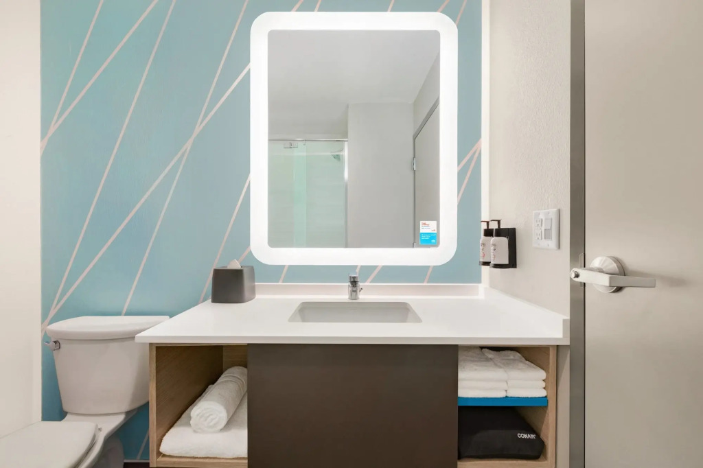 avid hotel Tulsa South - Medical District by IHG