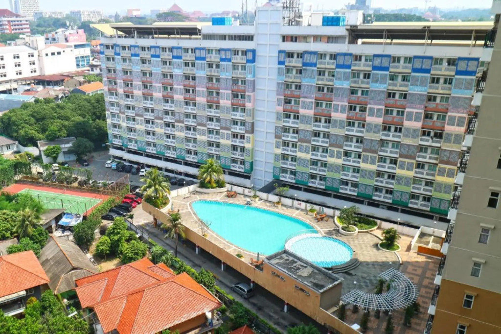 Apartmen Margonda Residence IV & V by LzyRoom