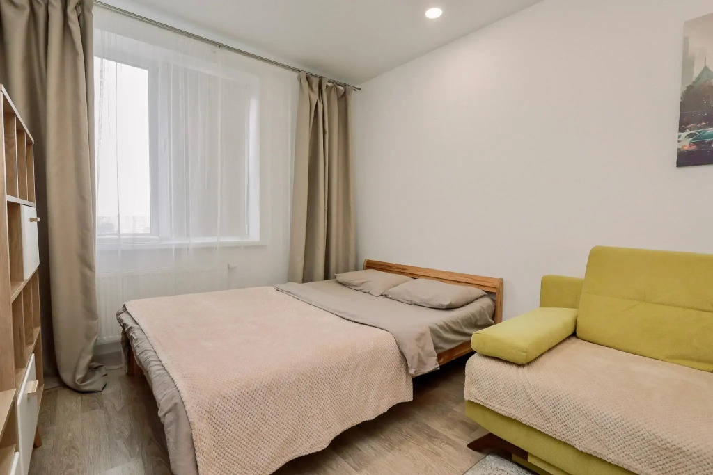 Privi House на Калашникова 11