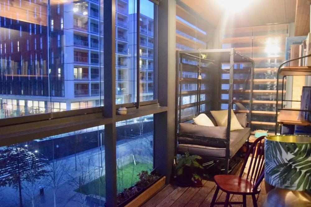 Spacious 1 Bedroom Flat With Covered Balcony