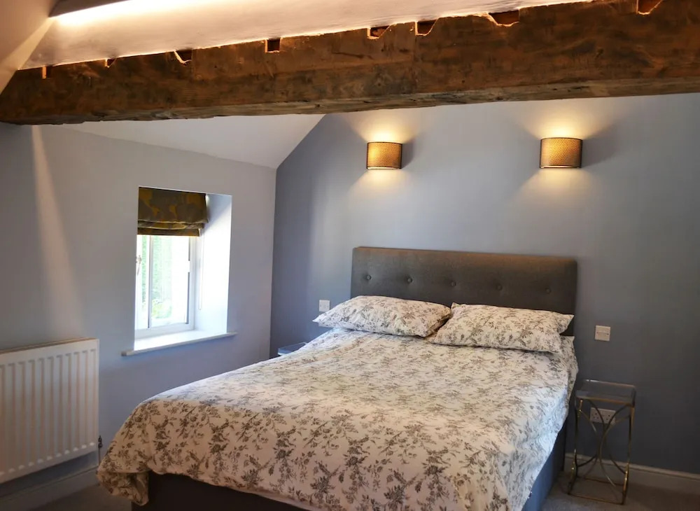 The Small House B&B