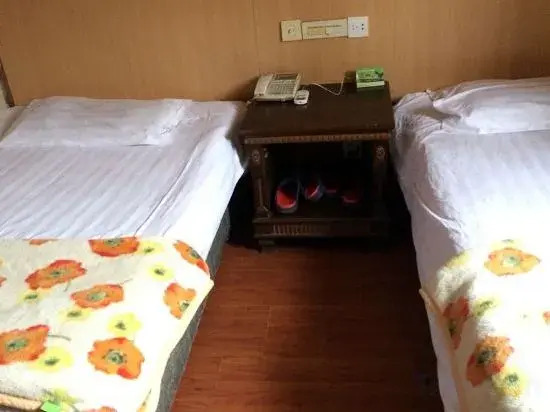 Yuyao huating hotel