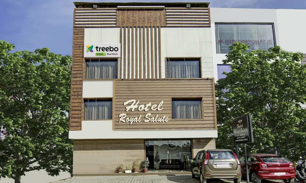 Hotel Royal Salute Chandigarh Delhi Expressway Zirakpur Chandigarh