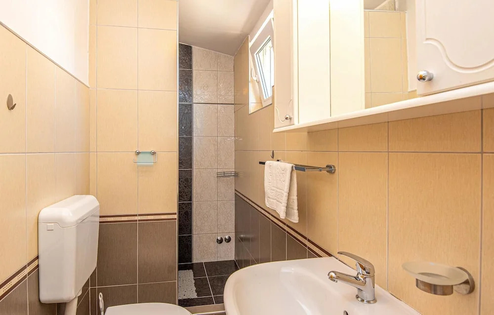 Nice Home in Sibenik With Wifi and 3 Bedrooms