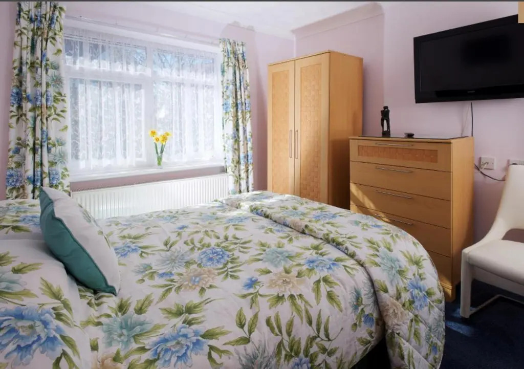 Minton Lodge Hotel - Seniors Only