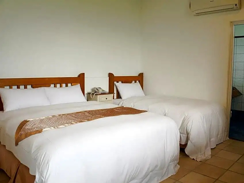 Smile Food Spa Bed and Breakfast