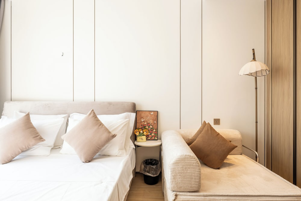 Vue Aston Condominium by Soben Homes