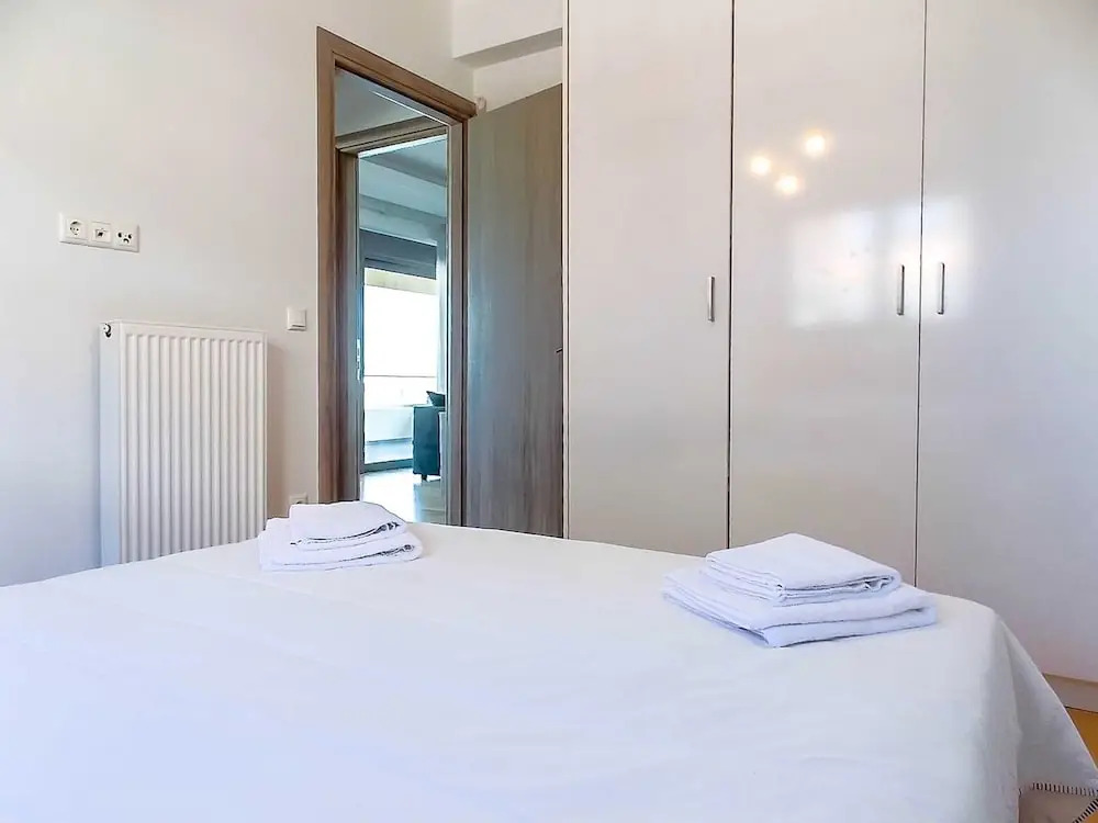 Stylish 2 Bedroom Apartment Spectacular Sea View