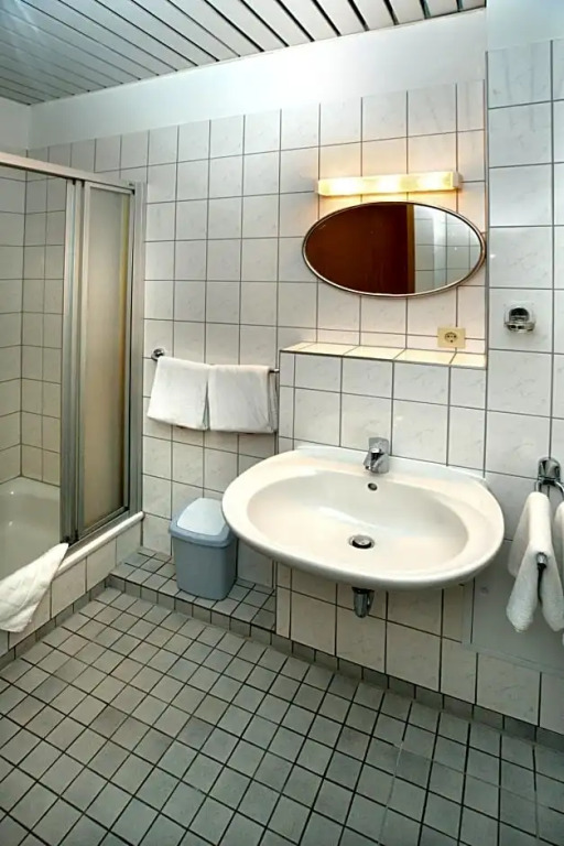 1A Hotel Zimmer frei