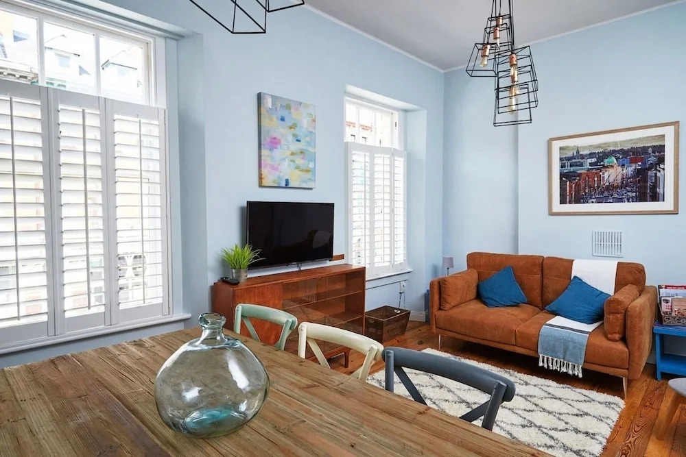Urban Chic in the Heart of the Victorian Quarter