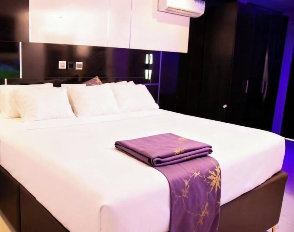 Melody Luxury