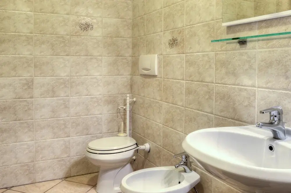 Sunny & Peacefully Situated House near Center of Village