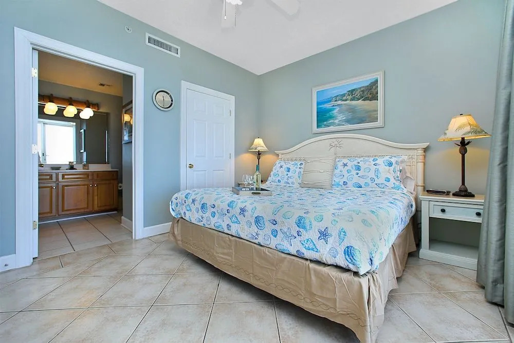 Twin Palms 1902 - 958107 - 2 Br condo by RedAwning