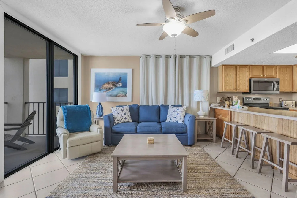 Phoenix II 2101 3 Bedrooms Amenities Galore Beachfront