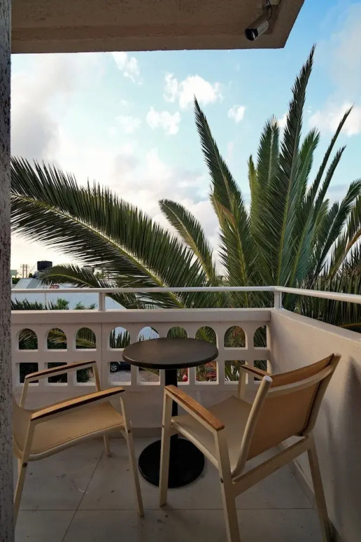 PEARL Hotel
