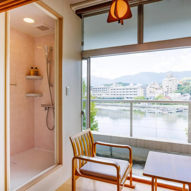 Biwako Grand Hotel