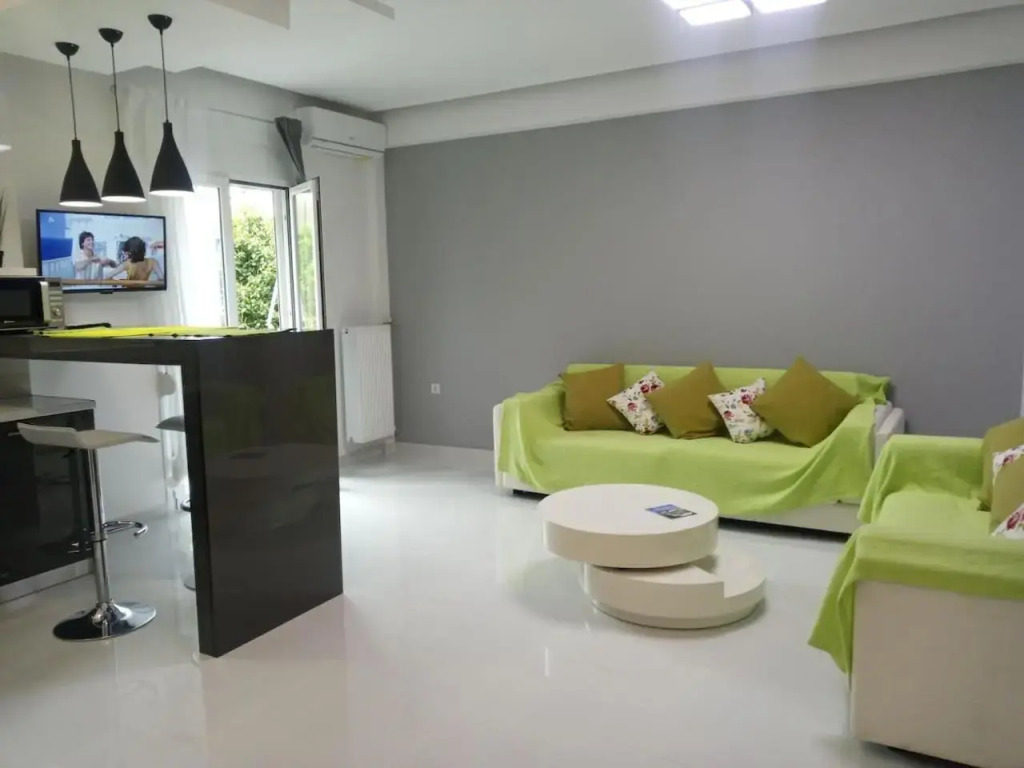 Luxury Apartment next to the sea beach