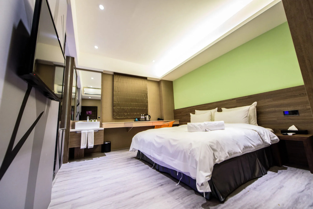 SIX FUKUN HOTEL