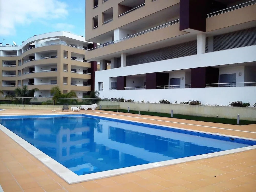 Apartment With one Bedroom in Lagos, With Shared Pool, Furnished Balcony and Wifi - 3 km From the Beach