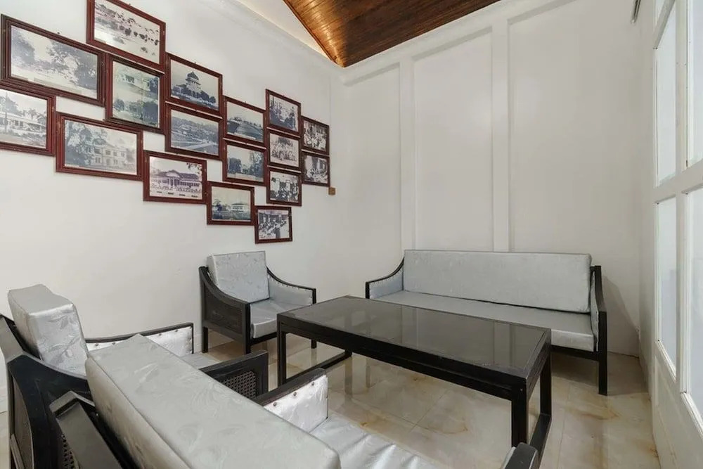 RedDoorz Syariah near Suzuya Mall Banda Aceh 2