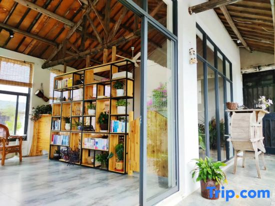Yuexi Bieyuan Luxury Lodge (Wuhu)
