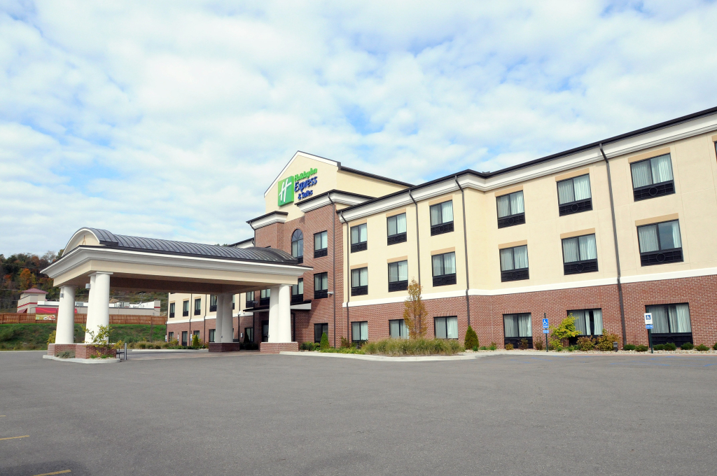Holiday Inn Express & Suites Cambridge by IHG